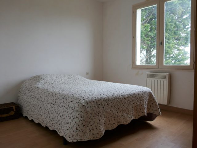 Maison Mazé chambre 2 E-BIS-IMMOBILIER