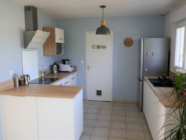 Maison St Sylvain cuisine ouverte2 E-BIS-IMMOBILIER