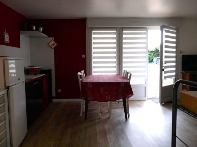 Studio salon-séjour-cuisine E-BIS-IMMOBILIER